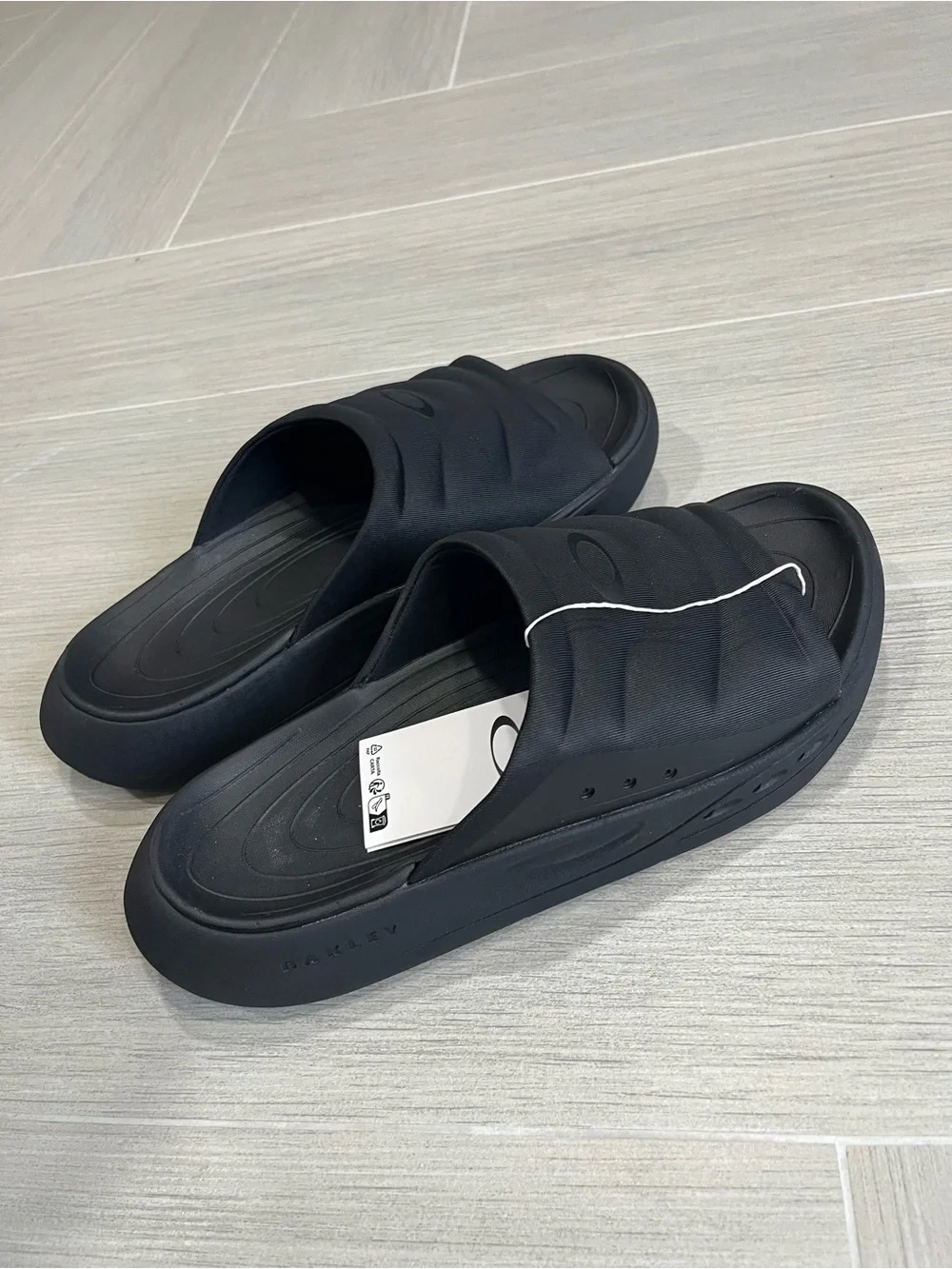 Oakley Men's Studio Slide size 9